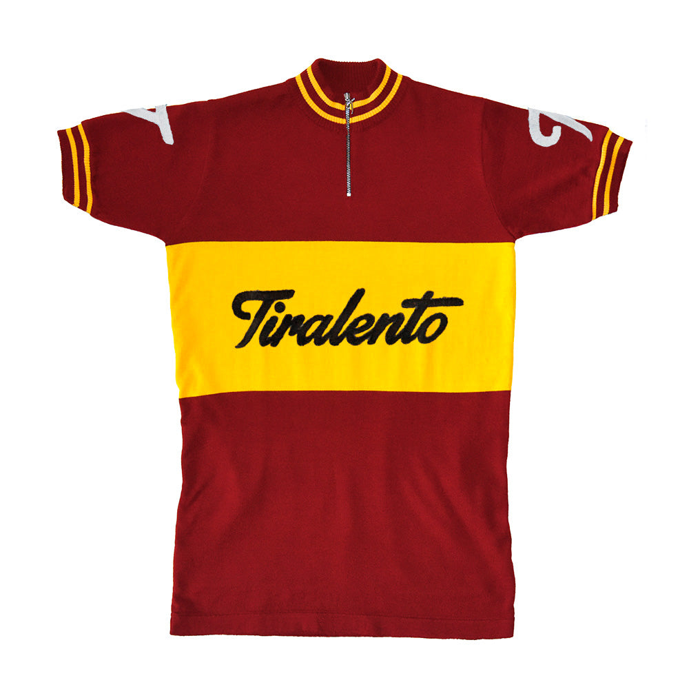 Aspen jersey customised with Tiralento lettering