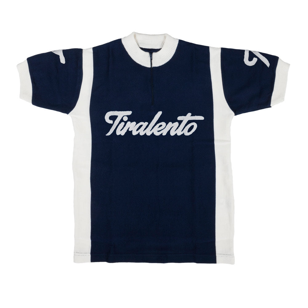 Pordoi jersey customised with Tiralento lettering
