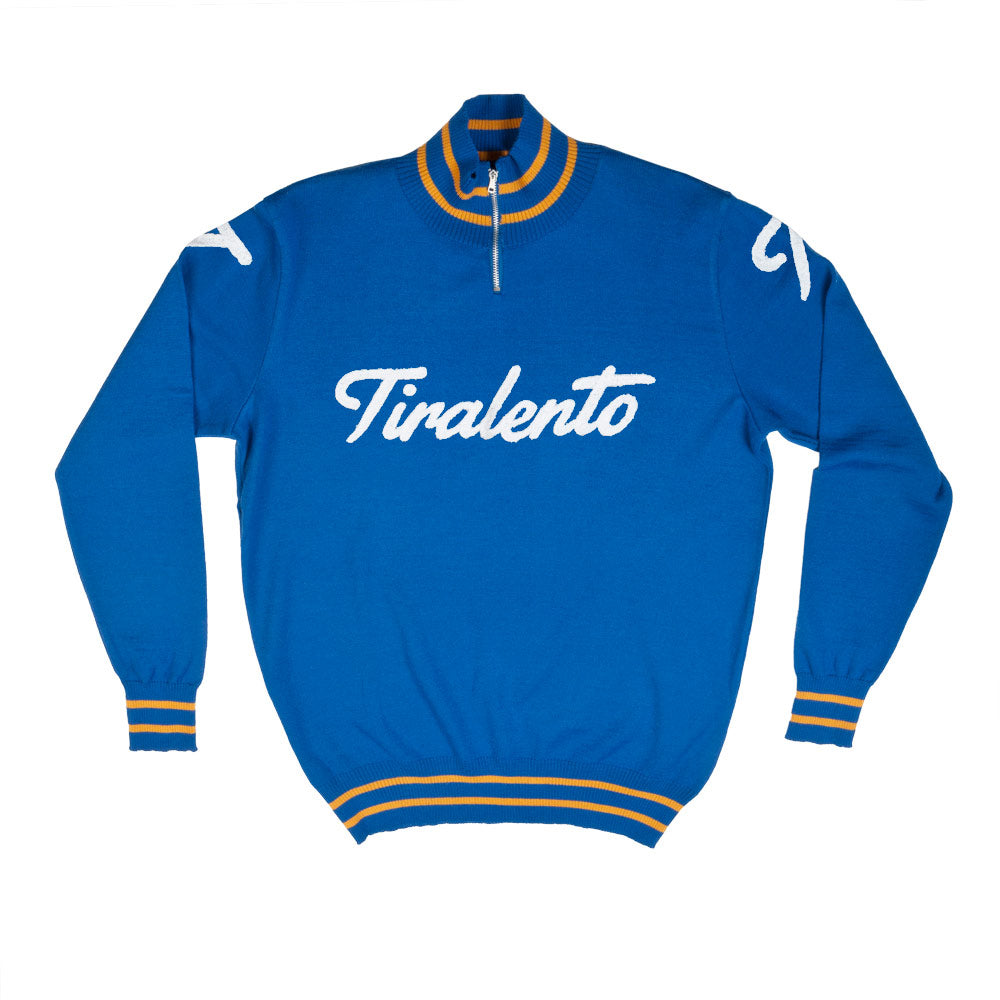 Freccia Vallone lightweight training jumper customised with Tiralento lettering