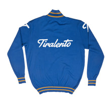 Load image into Gallery viewer, Freccia Vallone lightweight training jumper customised with Tiralento lettering