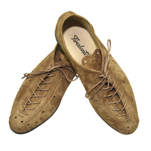 Carica l'immagine nel visualizzatore di Gallery, Scarpe da passeggio in camoscio creta