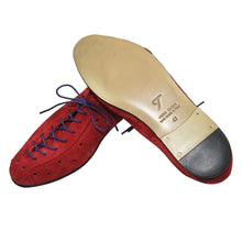 Load image into Gallery viewer, Walking shoes in red suede
