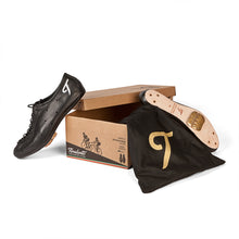 Carica l'immagine nel visualizzatore di Gallery, Scarpe fermapunta