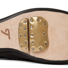 Carica l'immagine nel visualizzatore di Gallery, Scarpe fermapunta