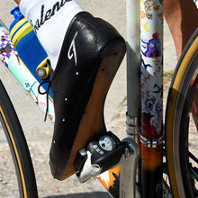 Load image into Gallery viewer, Rapid-release cleated shoes