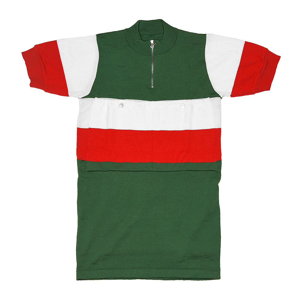 Italy national team jersey at the Tour de France without any lettering