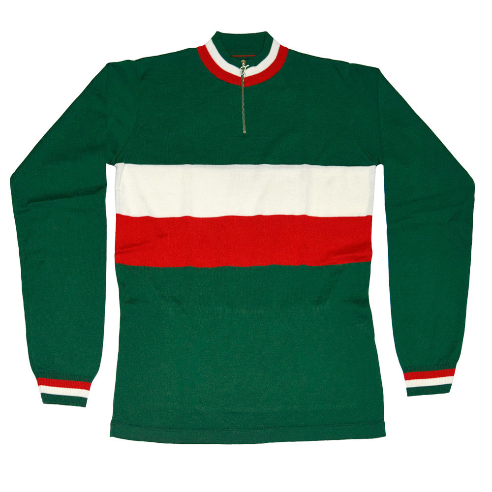 long-sleeved Italy national team jersey at the Tour de France