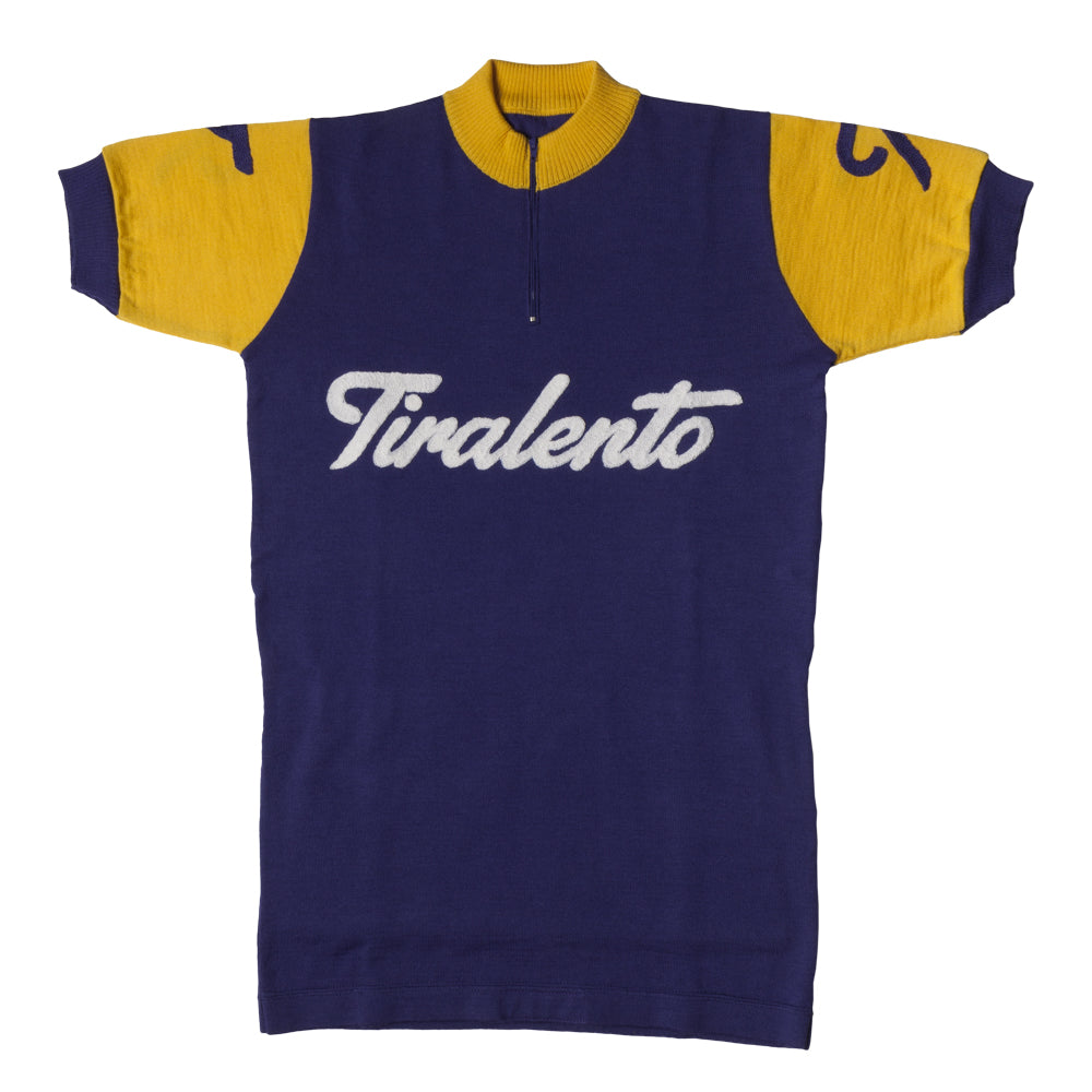 Ventoux jersey customised with Tiralento lettering